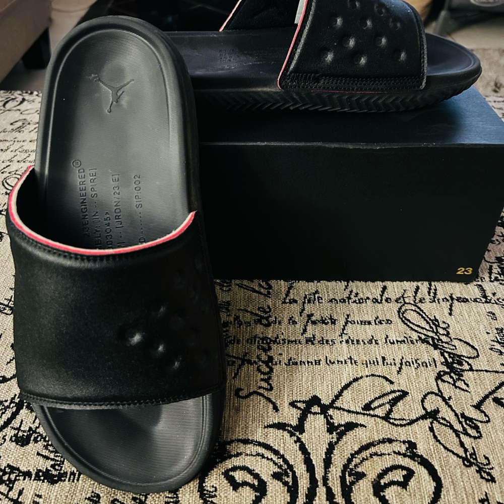 Jordan Play Slide